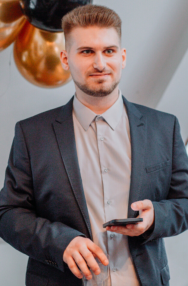 Dominik Houštecký 